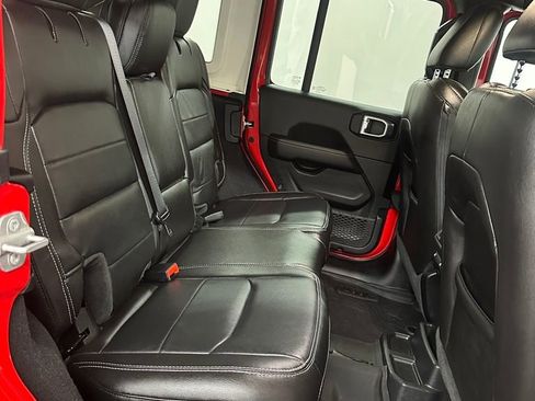 Used 2023 Jeep Wrangler Sahara w/ LED Lighting Group image 38