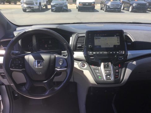 Used 2018 Honda Odyssey Touring image 10