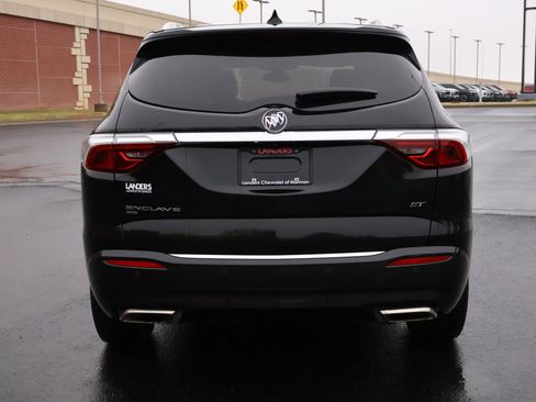 Used 2024 Buick Enclave Essence w/ Experience Buick Package image 32