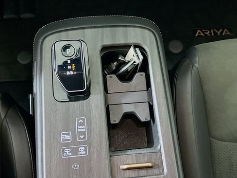 Used 2023 Nissan Ariya FWD image 25