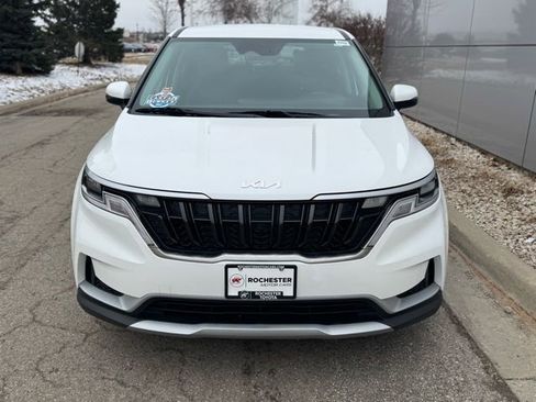 Used 2024 Kia Carnival LX image 35