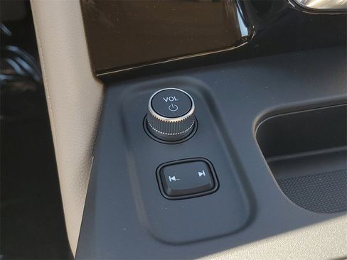 New 2026 Acura MDX FWD image 30