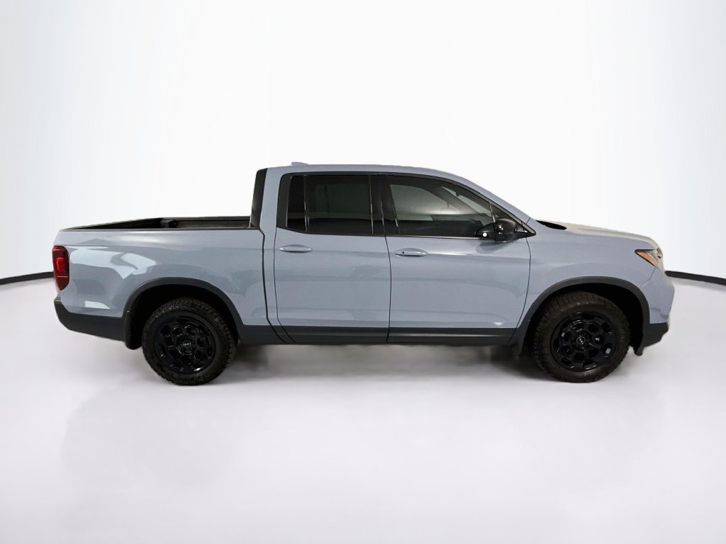 Certified 2025 Honda Ridgeline Sport+ image 4