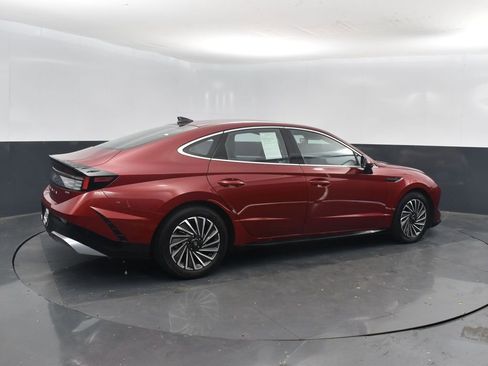 Used 2024 Hyundai Sonata SEL image 3