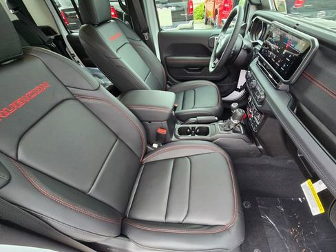 New 2026 Jeep Gladiator Rubicon AWD/4WD image 22