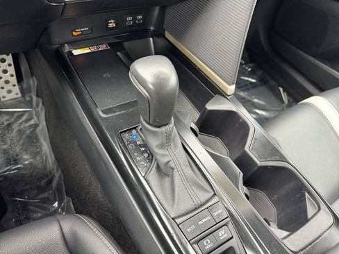 Certified 2025 Toyota Camry SE w/ Convenience Package FWD image 29