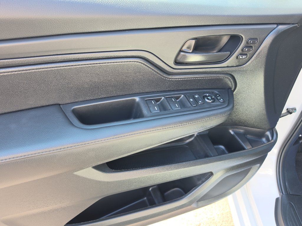Used 2025 Honda Odyssey Sport-L image 12