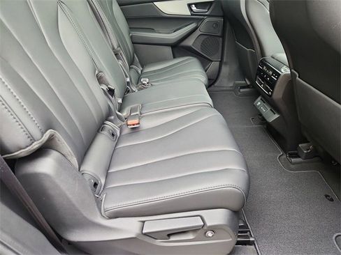 Used 2025 Acura MDX FWD image 26