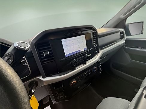 Used 2022 Ford F150 XLT image 13