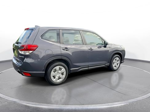 Used 2022 Subaru Forester AWD/4WD image 8