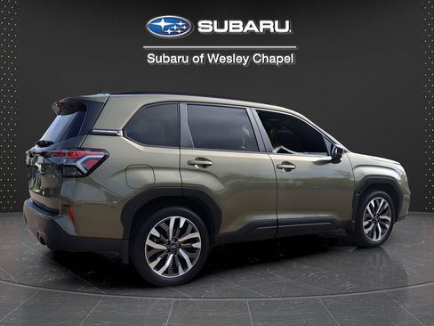 Certified 2025 Subaru Forester Touring AWD/4WD image 7