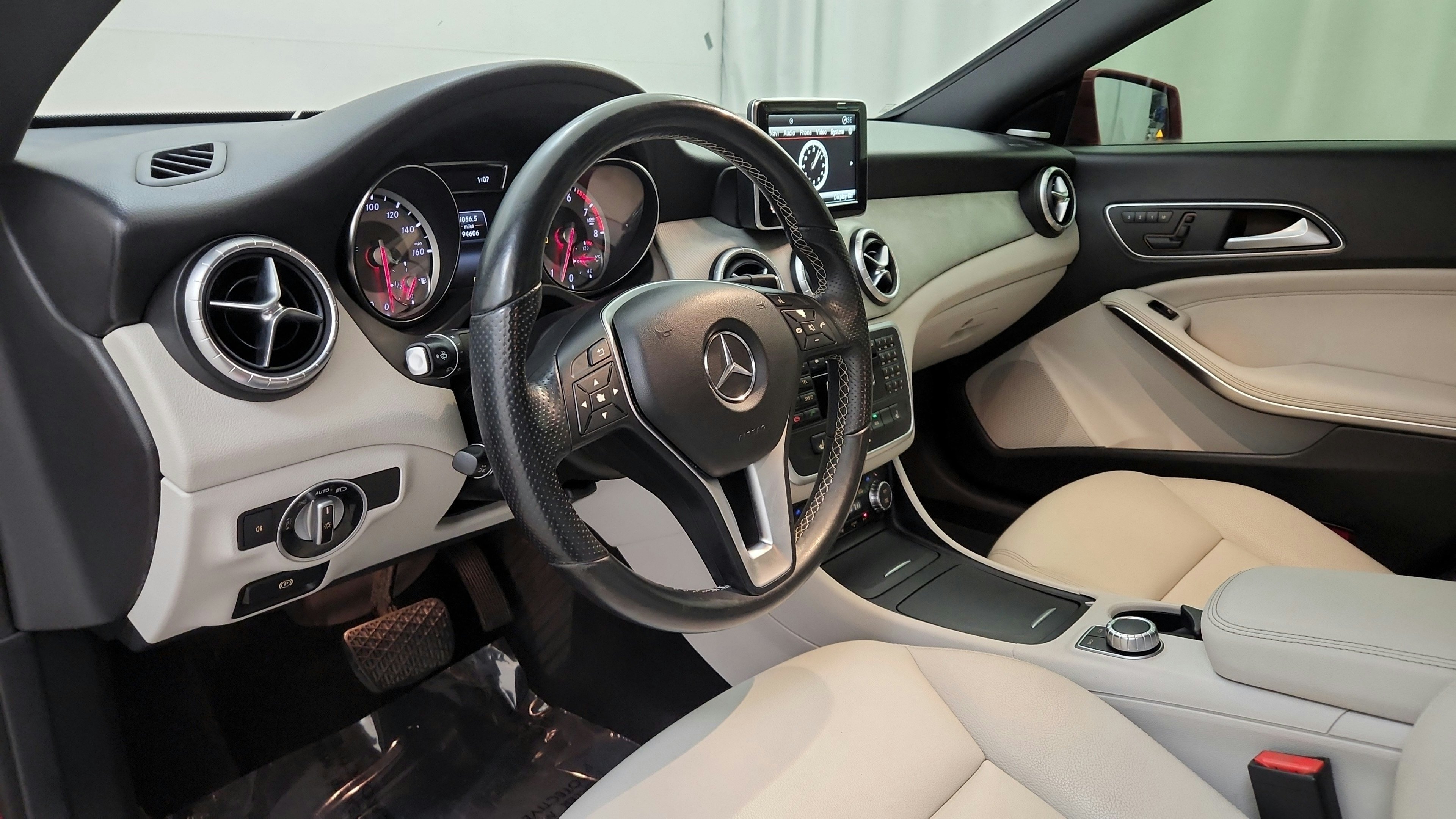 Used 2014 Mercedes-Benz CLA 250 4MATIC image 16