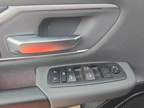 Used 2020 RAM 1500 Big Horn image 18