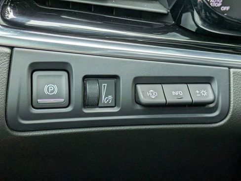 Certified 2024 Cadillac XT6 Premium Luxury w/ Technology Package AWD/4WD image 27