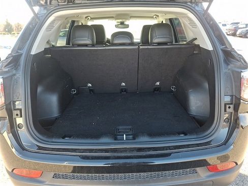Used 2022 Jeep Compass Latitude image 26