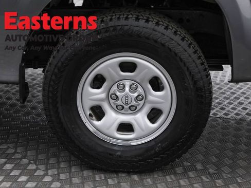 Used 2022 Nissan Frontier S image 32