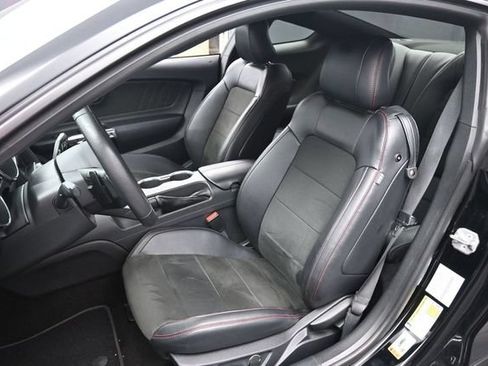 Used 2016 Ford Mustang GT Premium w/ Equipment Group 401A RWD image 16