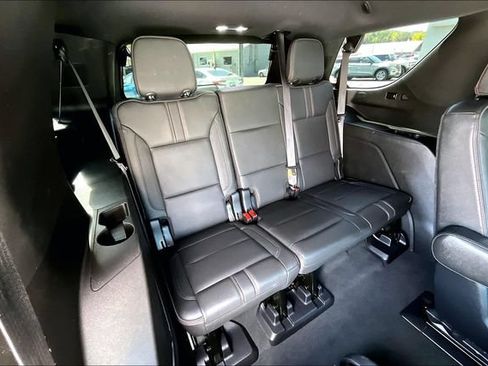 Used 2021 Chevrolet Tahoe RST w/ Luxury Package AWD/4WD image 29