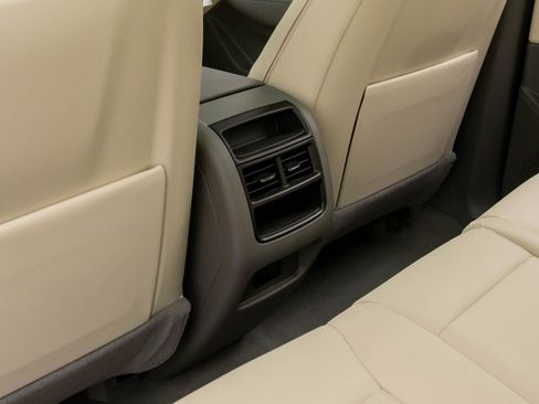 New 2026 Cadillac XT5 Premium Luxury w/ LPO, Floor Liner Package image 18