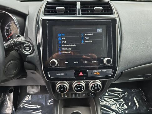 Used 2020 Mitsubishi Outlander Sport SE image 11