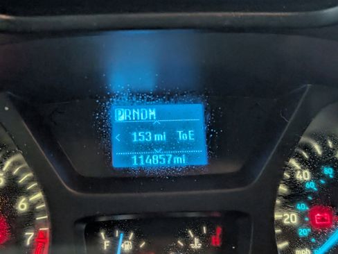 Used 2016 Ford Transit 150 XL image 3