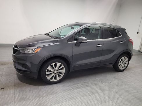 Used 2017 Buick Encore Preferred FWD image 2
