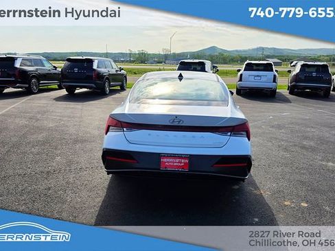 Certified 2026 Hyundai Elantra Limited w/ Cargo Package FWD image 28