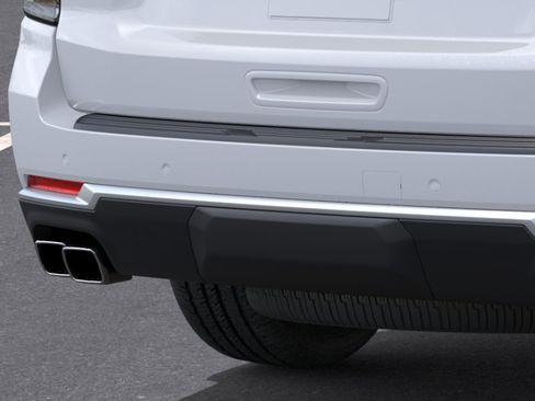 New 2026 Chevrolet Suburban High Country image 15