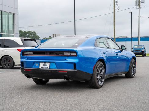 New 2026 Dodge Charger R/T w/ Driver Convenience Group AWD/4WD image 7
