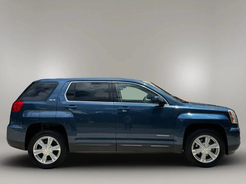 Used 2017 GMC Terrain SLE FWD image 4
