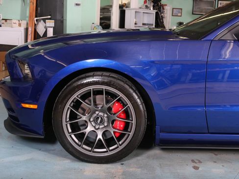 Used 2014 Ford Mustang GT Premium w/ Comfort Package image 42