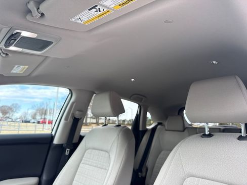 New 2026 Honda HR-V LX image 23