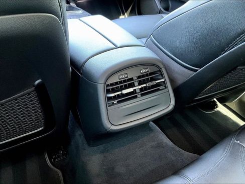 Used 2022 Maserati Ghibli GT image 34