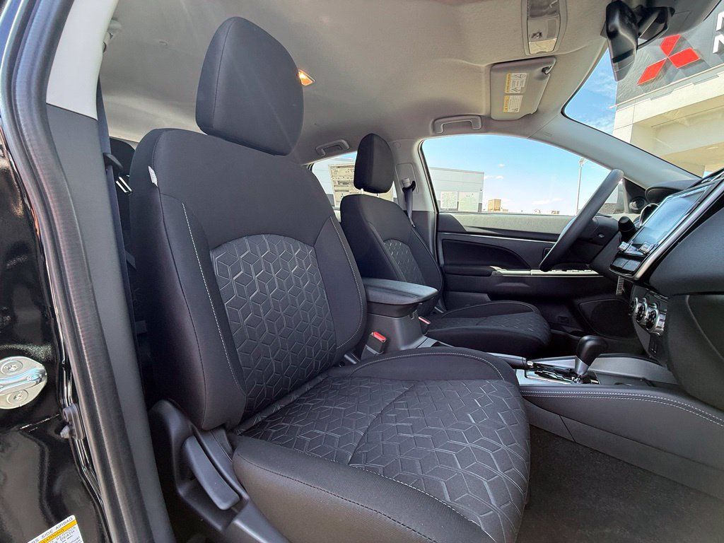 New 2027 Mitsubishi Outlander Sport ES FWD image 17