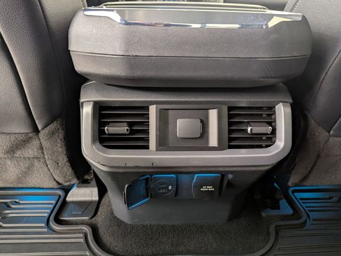 Used 2023 Ford F150 Lariat w/ FX4 Off-Road Package image 20