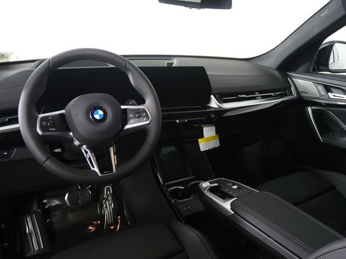New 2026 BMW X2 xDrive28i w/ Technology Package AWD/4WD image 17