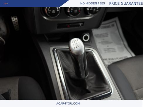 Used 2014 Dodge Challenger R/T RWD image 16