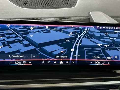 Used 2024 BMW X5 xDrive50e image 19