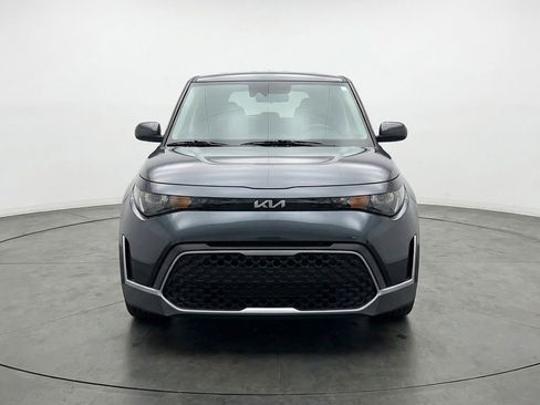 Used 2025 Kia Soul LX w/ LX Technology Package image 2