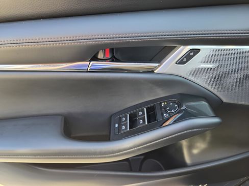 Used 2023 MAZDA MAZDA3 Hatchback w/ Appearance Package image 26