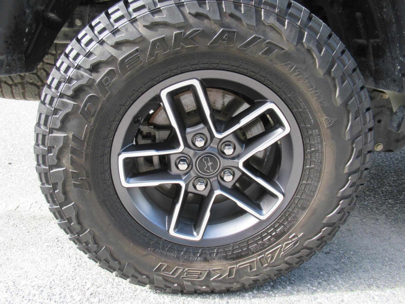 Certified 2024 Jeep Gladiator Mojave w/ Safety Group AWD/4WD image 8
