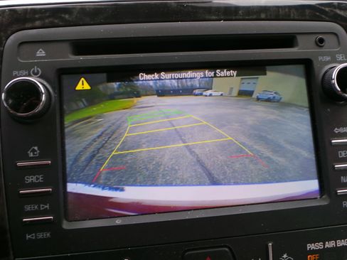 Used 2014 Buick Enclave Leather image 17