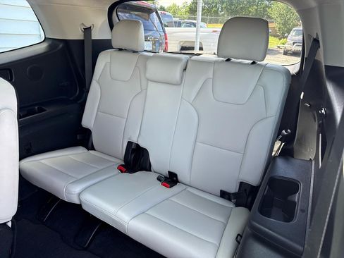 Used 2020 Kia Telluride SX w/ SX Prestige Package AWD/4WD image 21