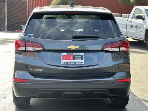 Used 2022 Chevrolet Equinox LS w/ LS Convenience Package image 5