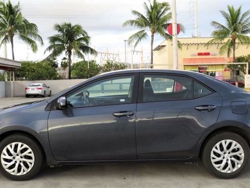 Used 2019 Toyota Corolla LE image 2