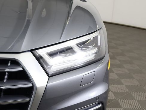 Used 2018 Audi Q5 2.0T Premium Plus w/ Premium Plus Package image 16