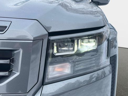 New 2026 Nissan Frontier SV image 10