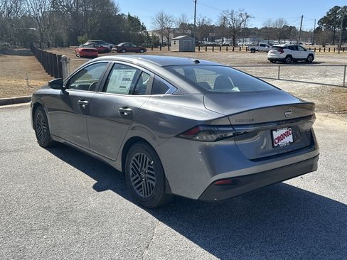 New 2026 Nissan Sentra SV w/ SV Convenience Package image 7