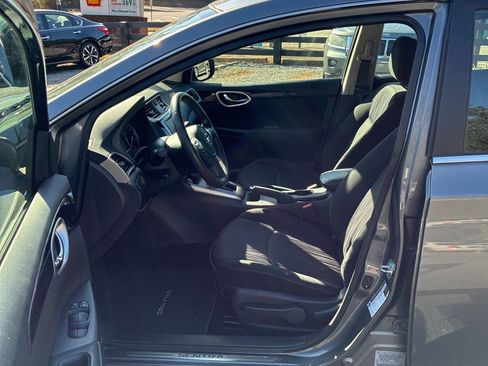 Used 2019 Nissan Sentra SV image 7
