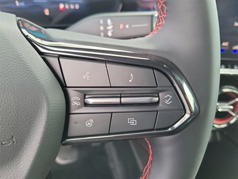 New 2026 Chevrolet Blazer EV RS image 6